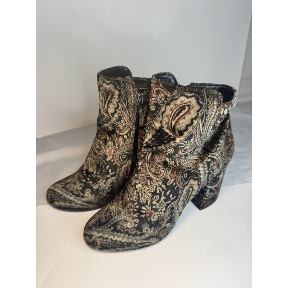 BP. Paisley Tapestry Ankle Boots Women's 6.5M Block Heel Side Zip Boho